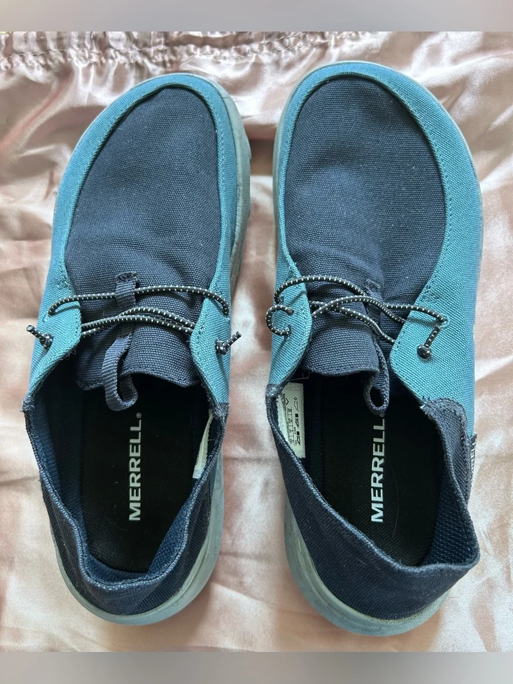 *LIKE NEW* Merrell Men's Hut Moc 2 Canvas loafer sneakers, SIZE 10
